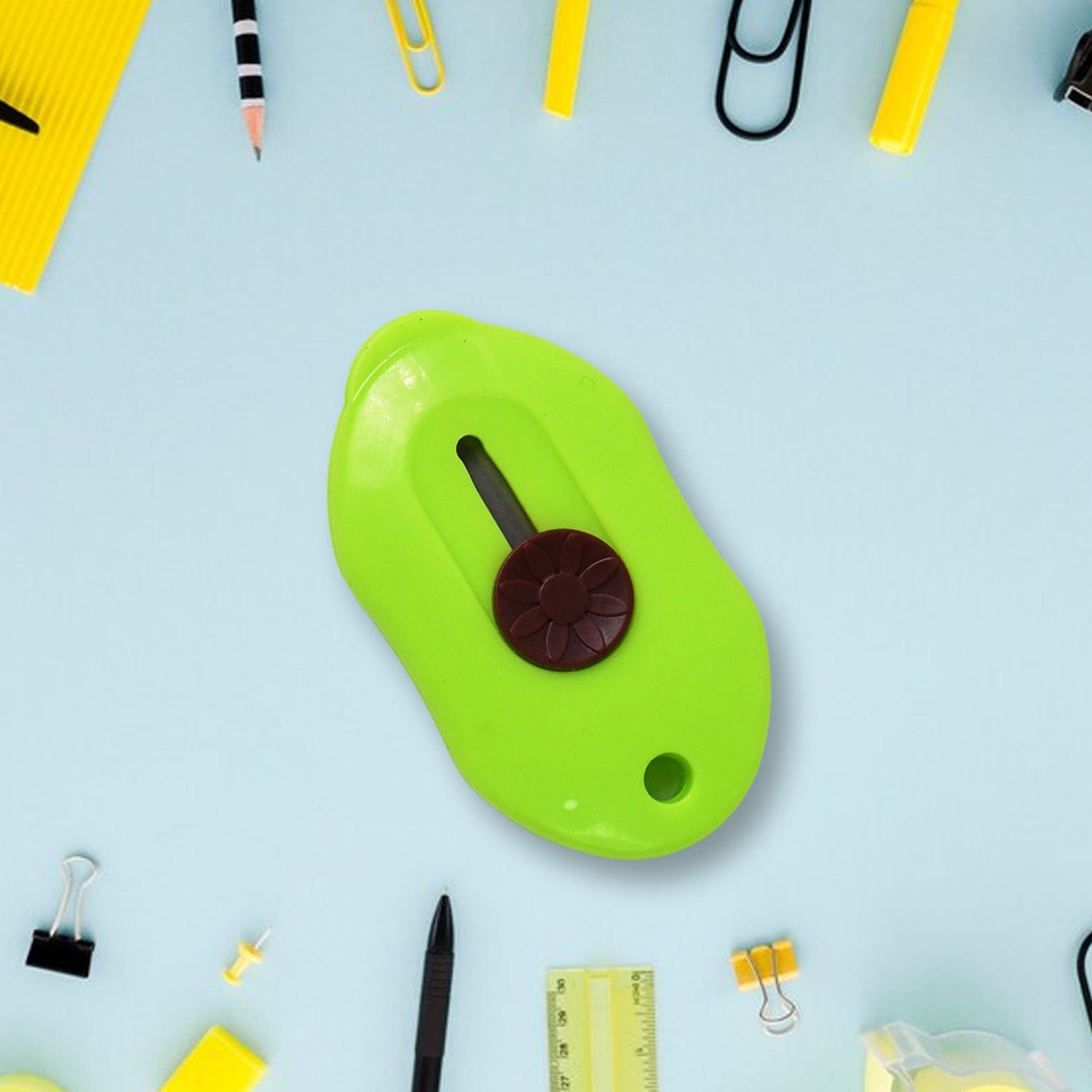 Mini Cloud Cutter – Portable Retractable Safety Box Opener