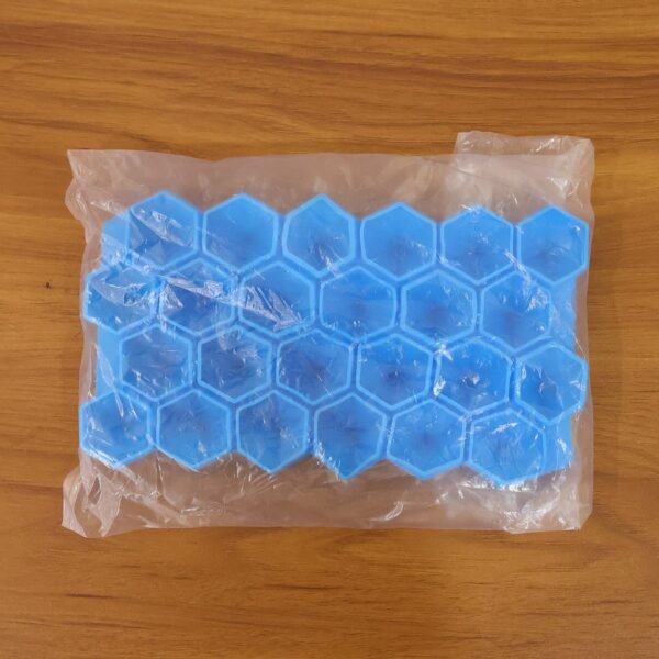 007_67cd3c2a-6b8e-448a-b56f-d2f6224de5c5 Flexible Silicone Diamond Ice Cube Tray – Easy Release & Reusable