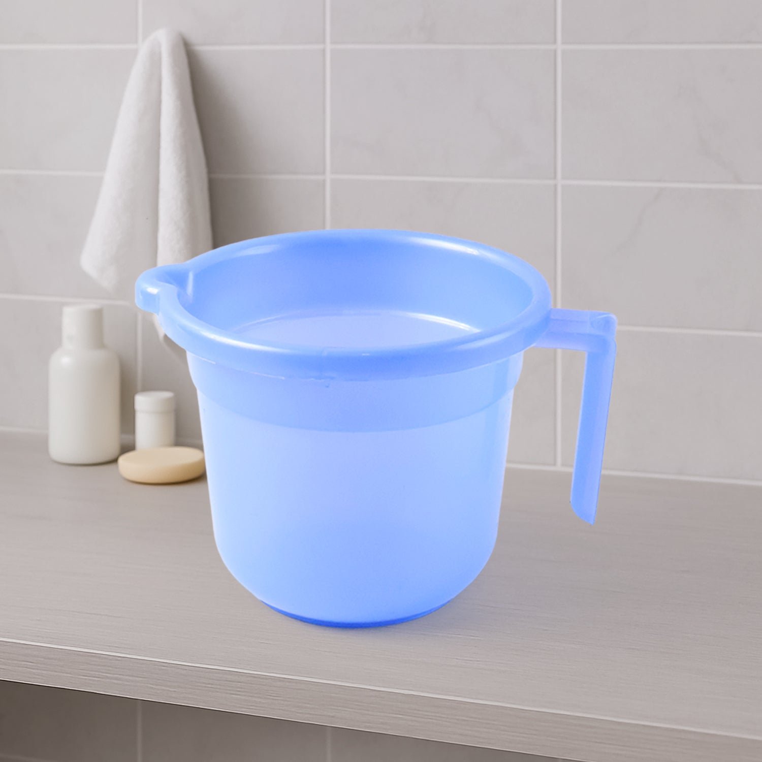 Unbreakable Plastic Bath Mug 1000ML with Ergonomic Handle