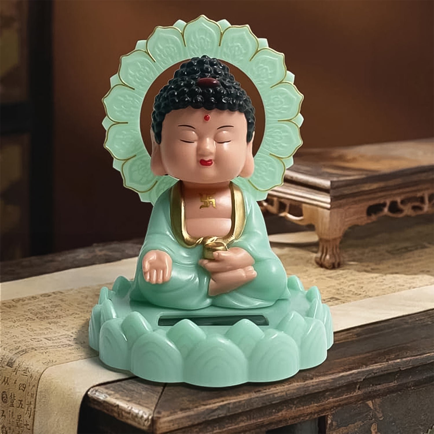 Solar Buddha Statue – Eco-Friendly Moving Head Decor | Styleva