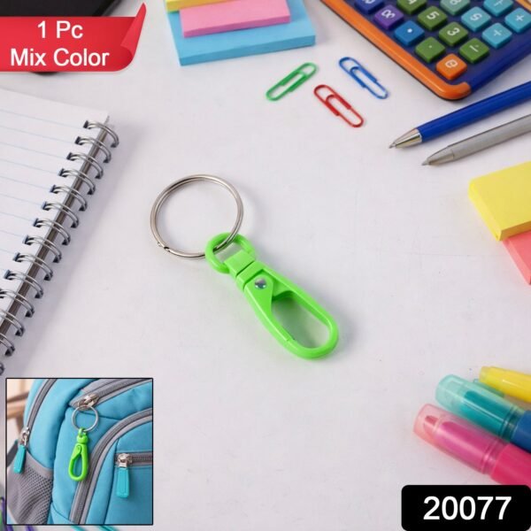 Mini Plastic Carabiner Keychain – Durable Clip for Keys & Bags