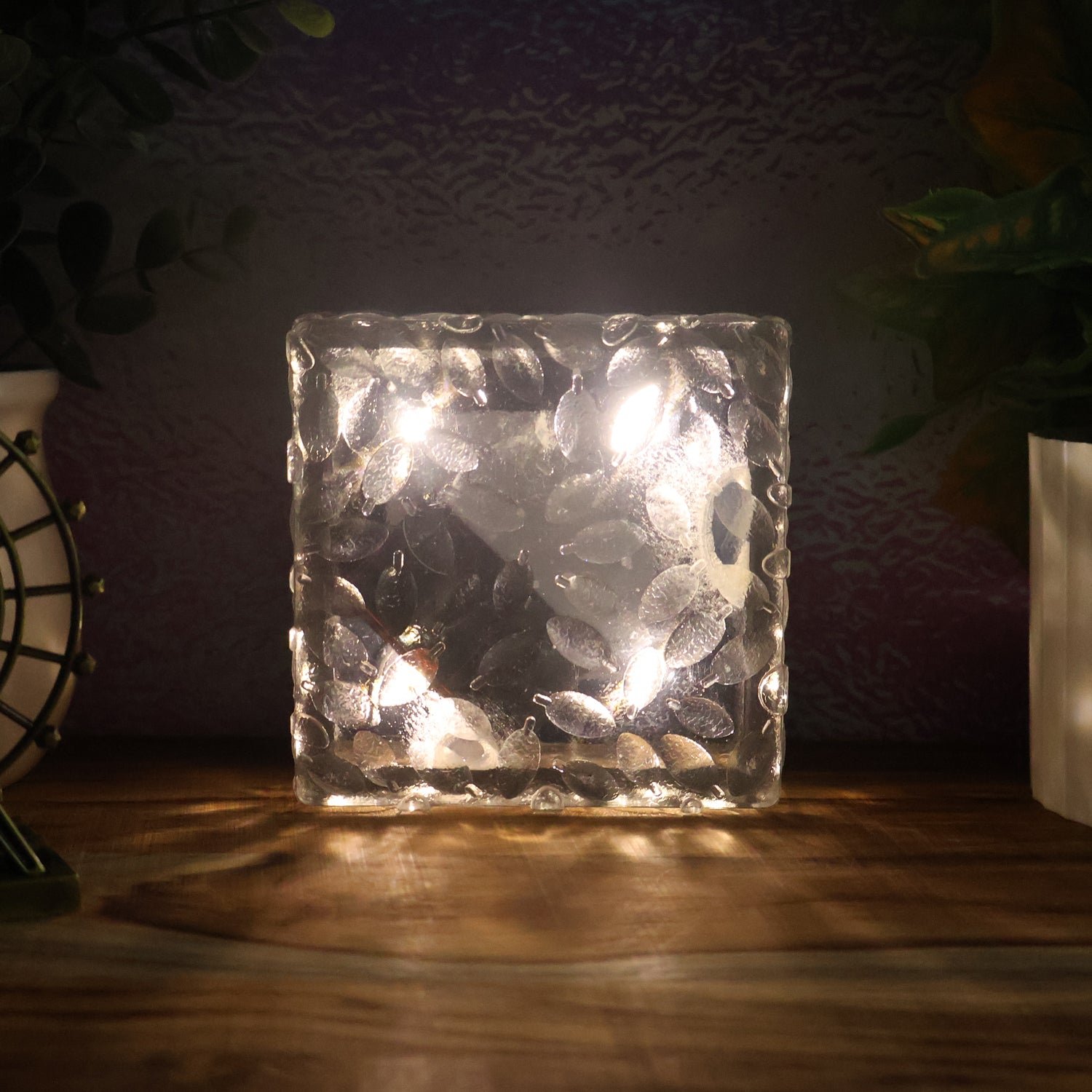 Solar Garden Light – Ice Cube Pathway & Decorative Lamp | Garden Vera