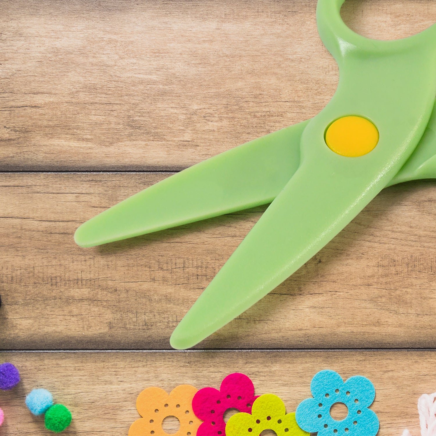Plastic Safety Scissors – Safe, Colorful Preschool Training Tool