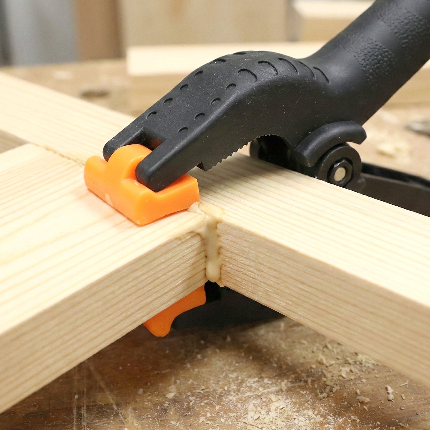 Heavy Duty Spring Clamp – Strong Grip for Woodworking & DIY