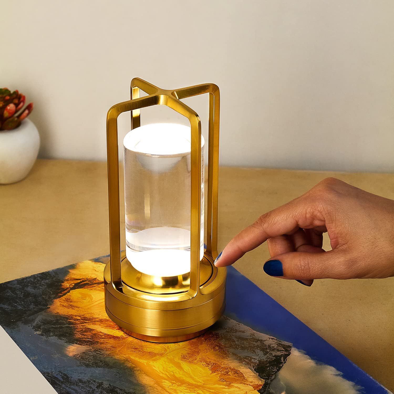 Crystal Table Lamp – 3-Color Rechargeable LED Light | Indo Glow
