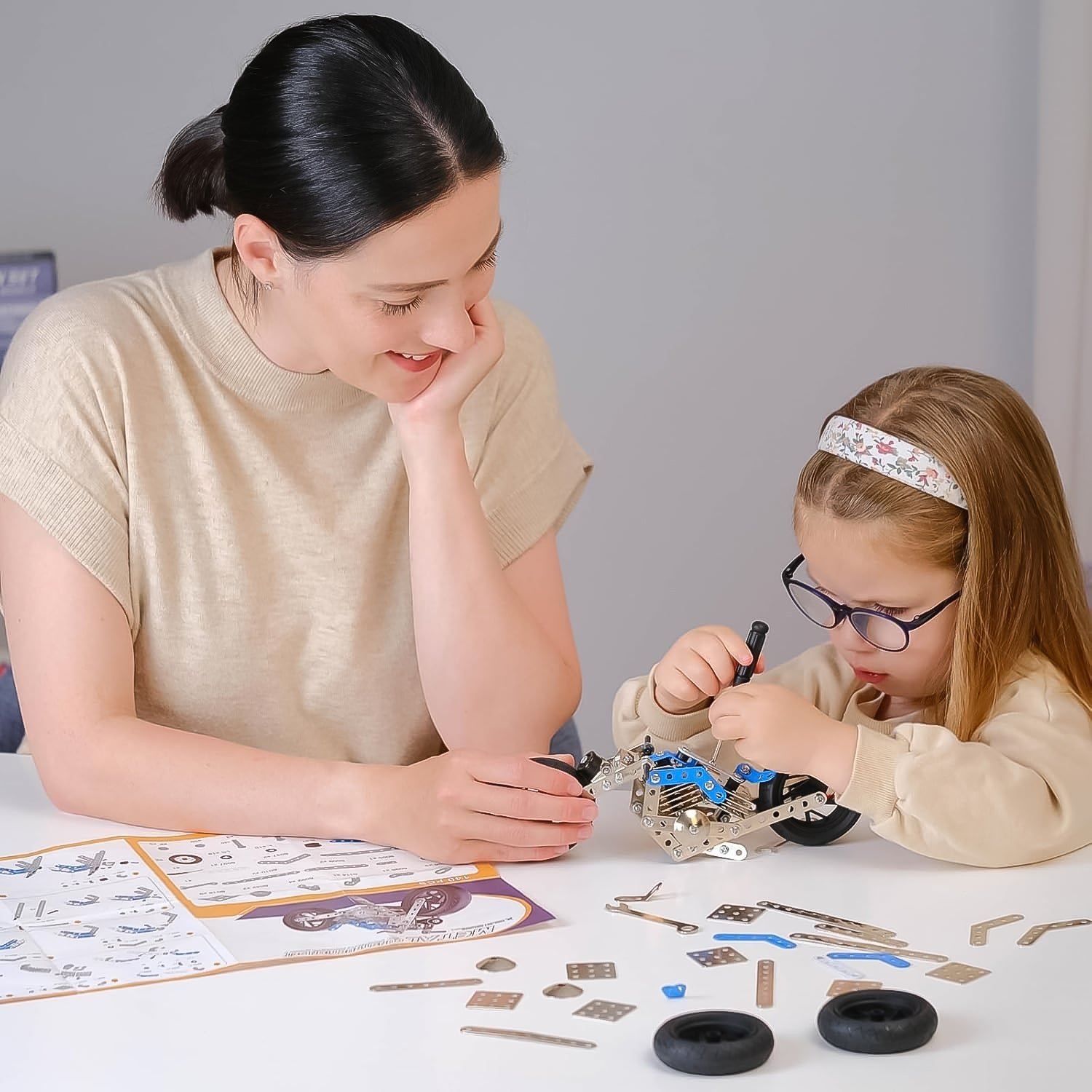 Metal Bike Construction Kit – 140 Part STEM Toy | Little Blocks
