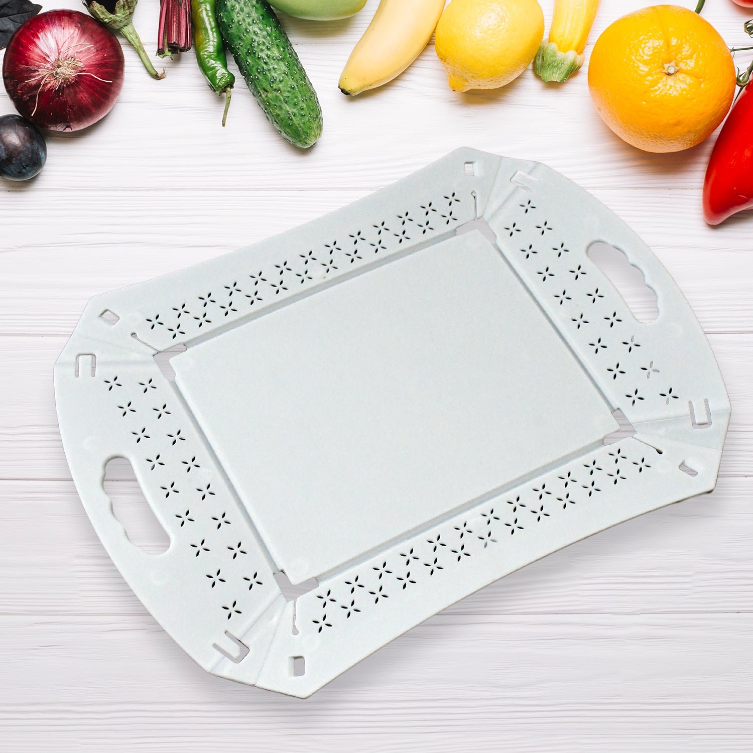 Foldable Serving Tray – Portable Plastic Design | CookAura
