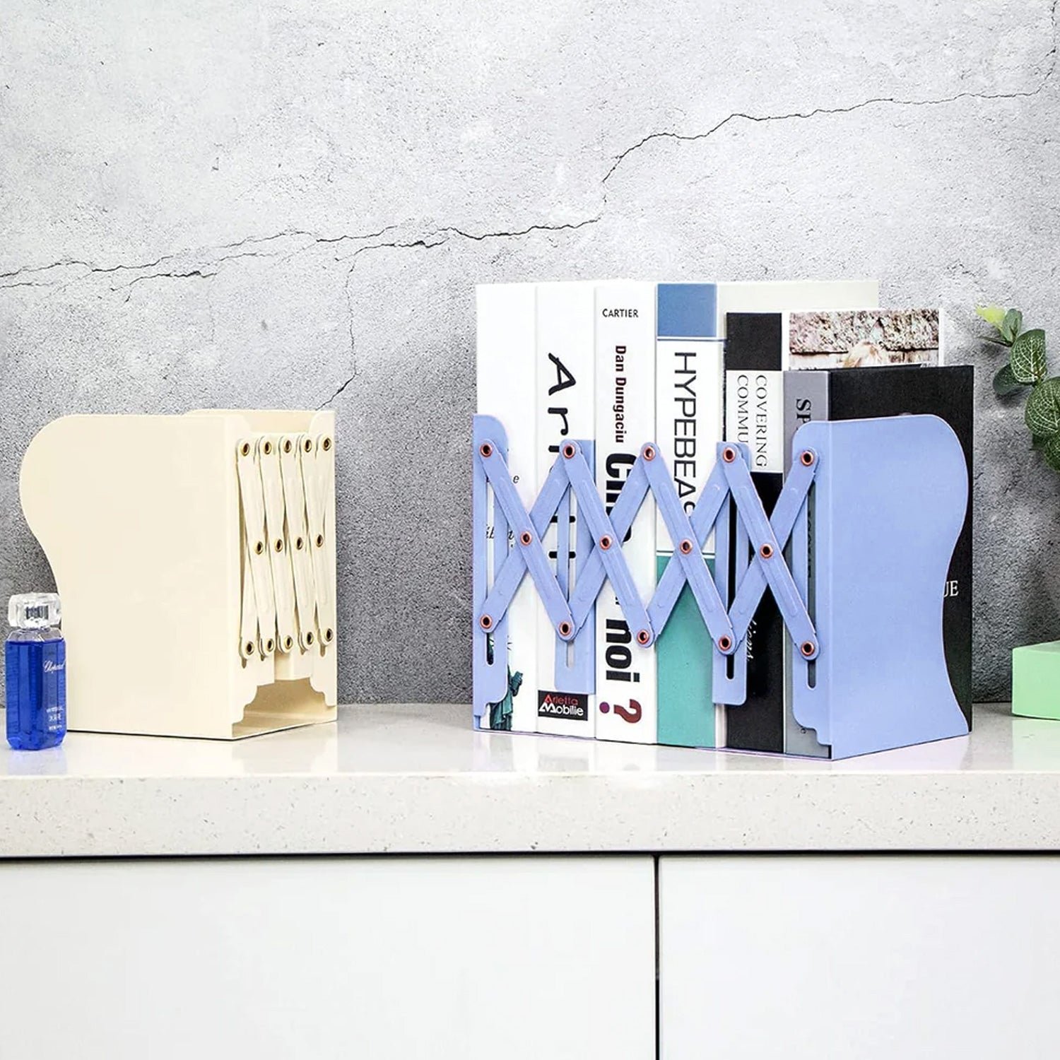 Adjustable Book Organizer Stand – Expandable, Space-Saving Design