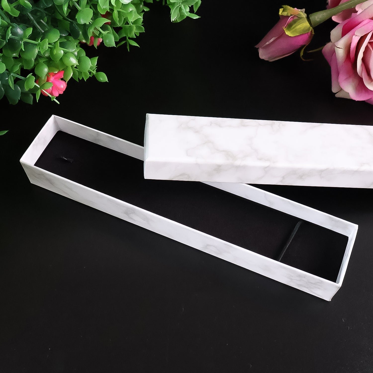 Jewelry Gift Box – Marble Finish Velvet Insert for Bracelets 21x5cm