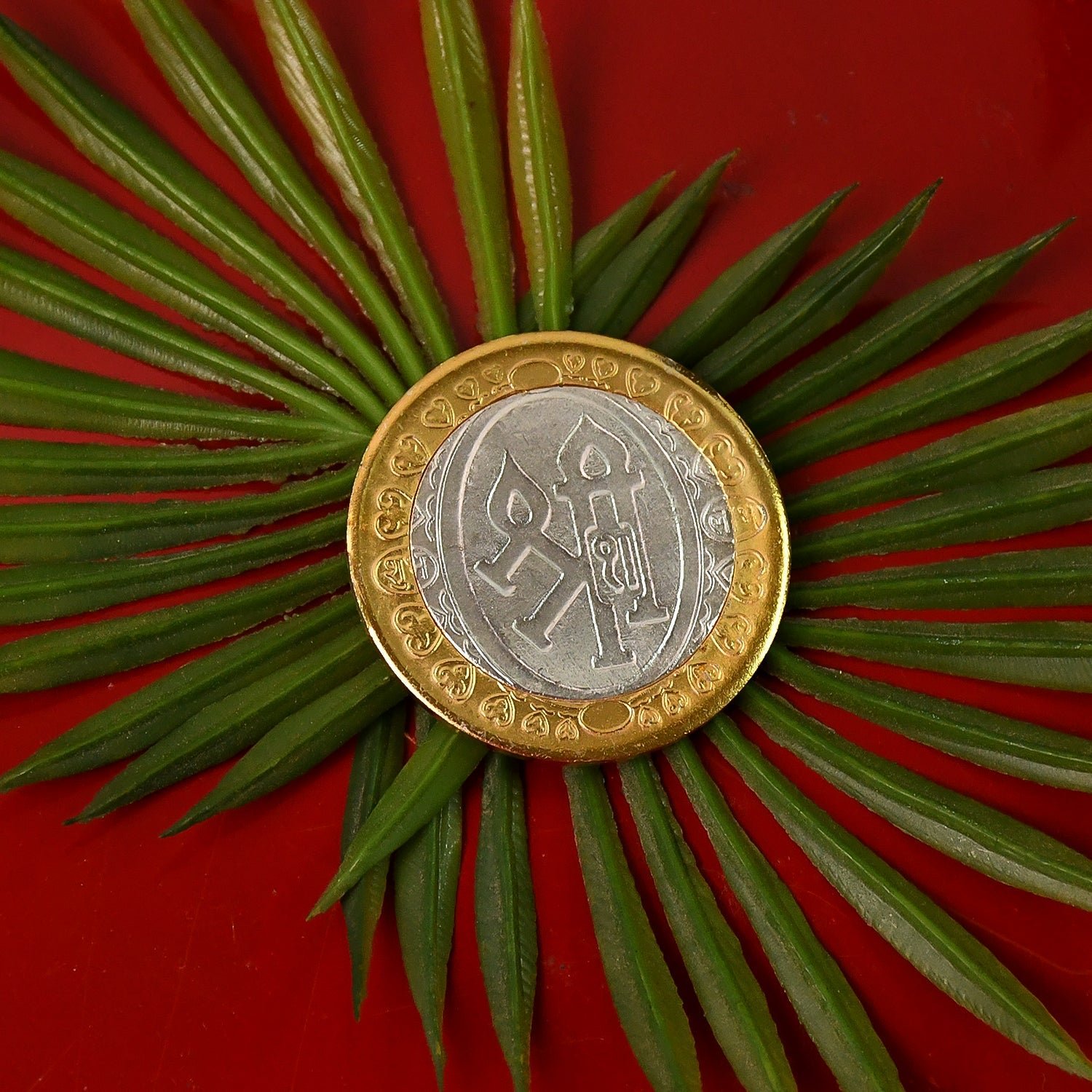 02_b0a228bd-0995-4674-908e-1f37e07e773b Lakshmi Ganesh Dual-Tone Religious Coin โ Auspicious Symbol of Prosperity