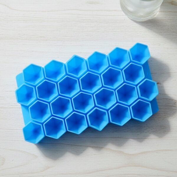 02_b91d9665-705a-4a75-bb27-1de4c7845746 Flexible Silicone Diamond Ice Cube Tray – Easy Release & Reusable