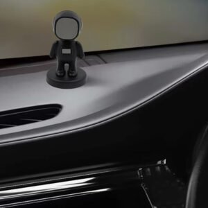 02_c3a2a1d0-1fe4-43f9-b014-6a99c576dfef Cartoon Astronaut Magnetic Phone Holder – 360° Rotating Car Mount | Gambit