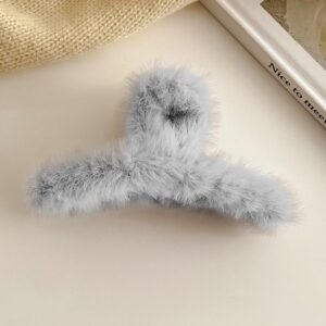 Plush Hair Claw Clip – Soft, Non-Slip & Stylish | Calm & Curl
