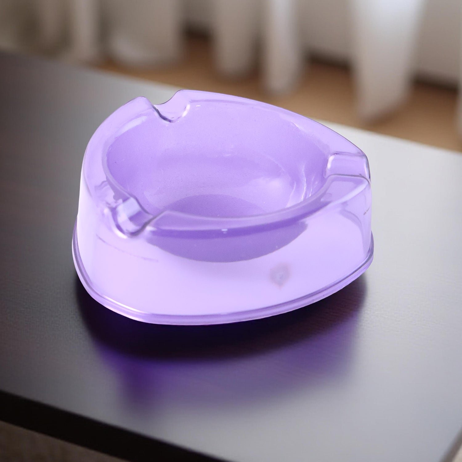 Transparent Purple Plastic Ashtray – Durable Heat-Resistant Design