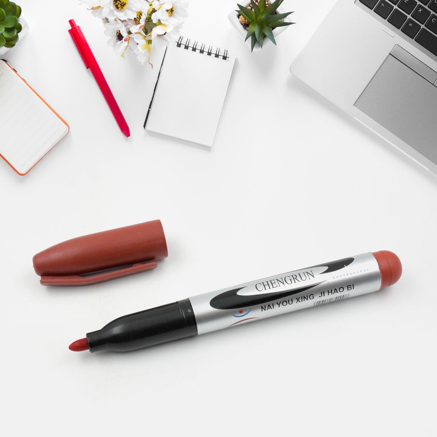 Maroon Permanent Marker – 10 Pc Set | Indo Glow