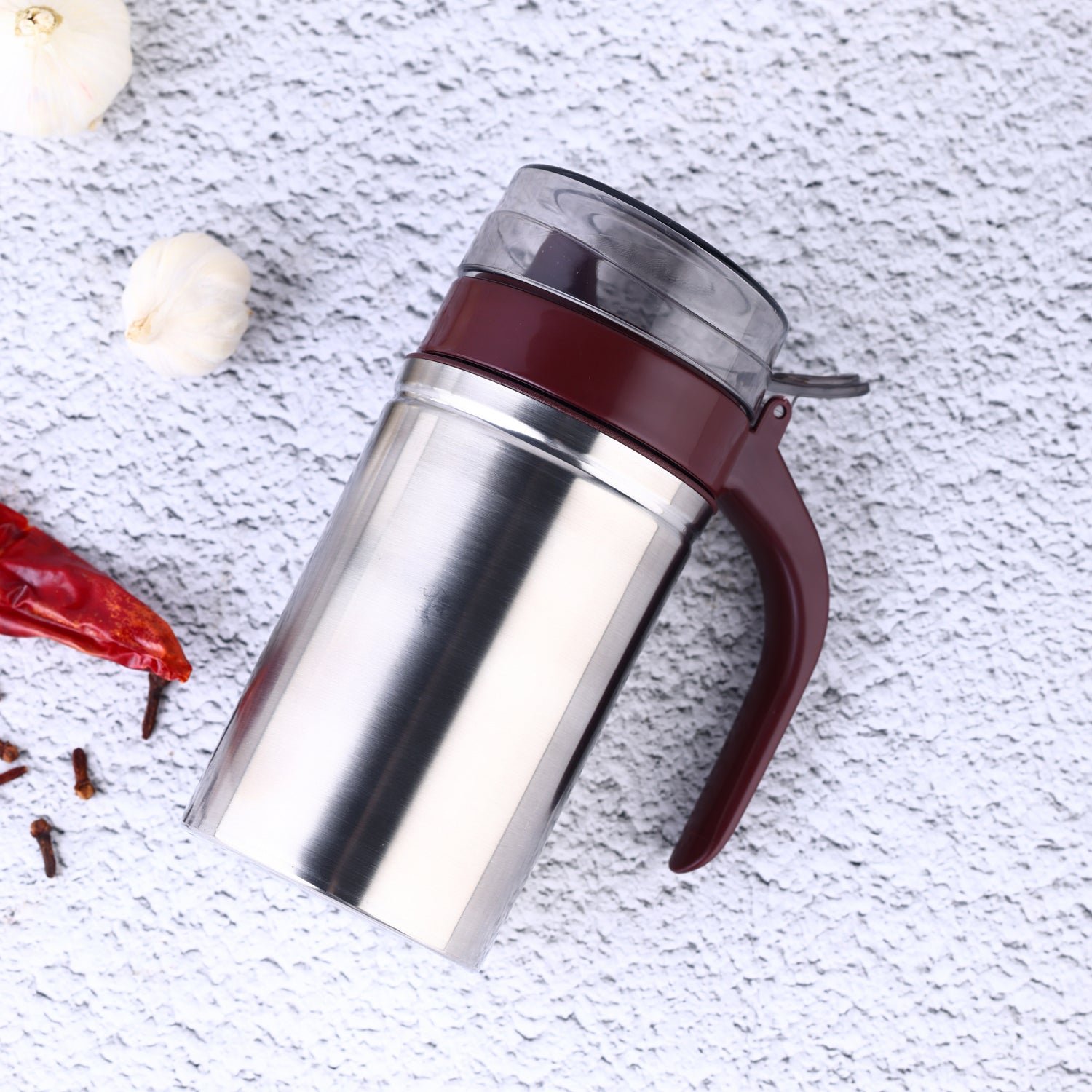 02_d95429fe-5e0c-47f2-81c8-d8804740eb57 Stainless Steel Oil Dispenser โ 500ml Anti-Drip | Ganesh
