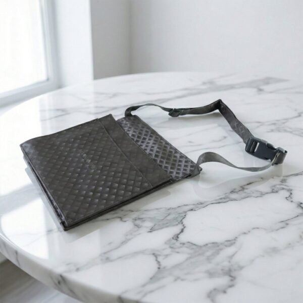 Quilted Crossbody Sling Bag – Stylish Adjustable Strap for Men & Women