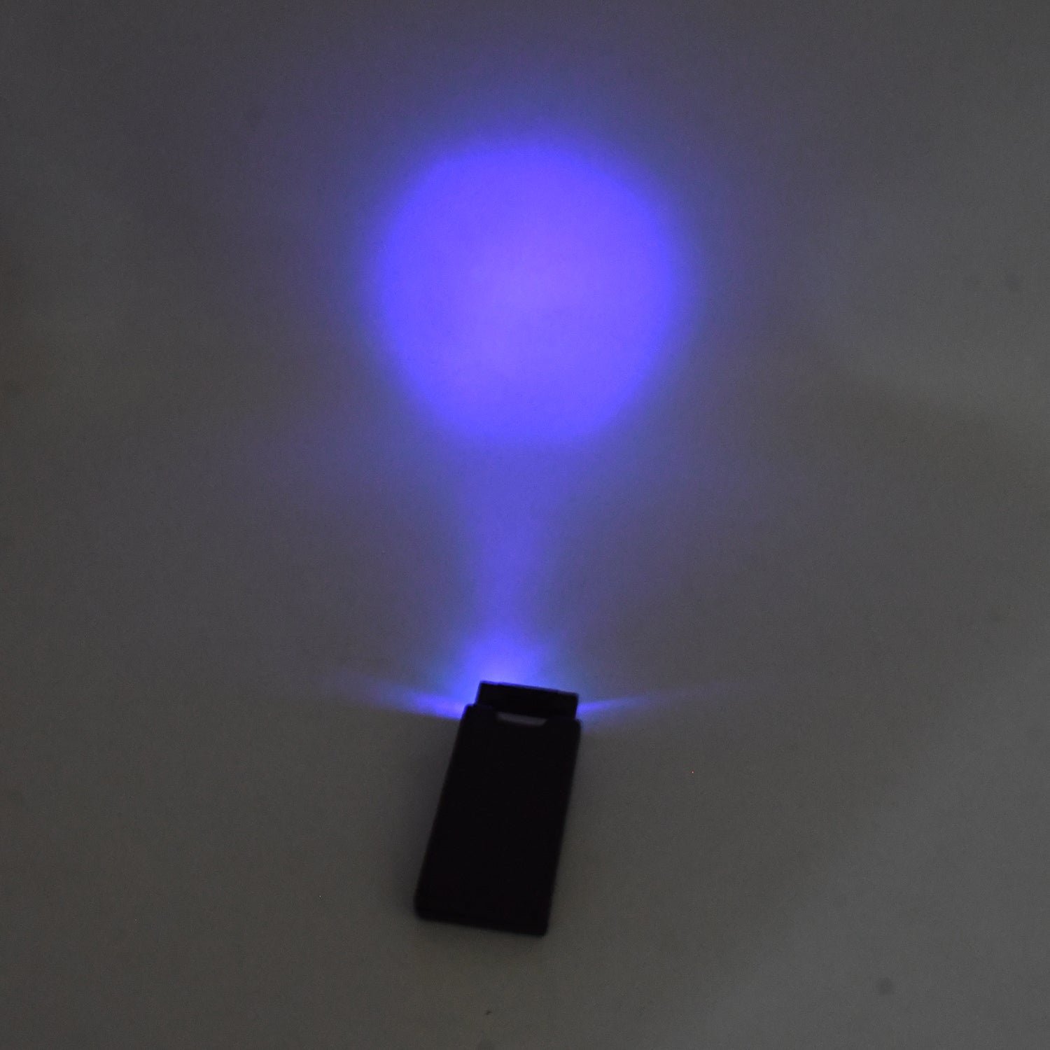 Extendable LED Magnifier – Portable & Durable Reading Aid