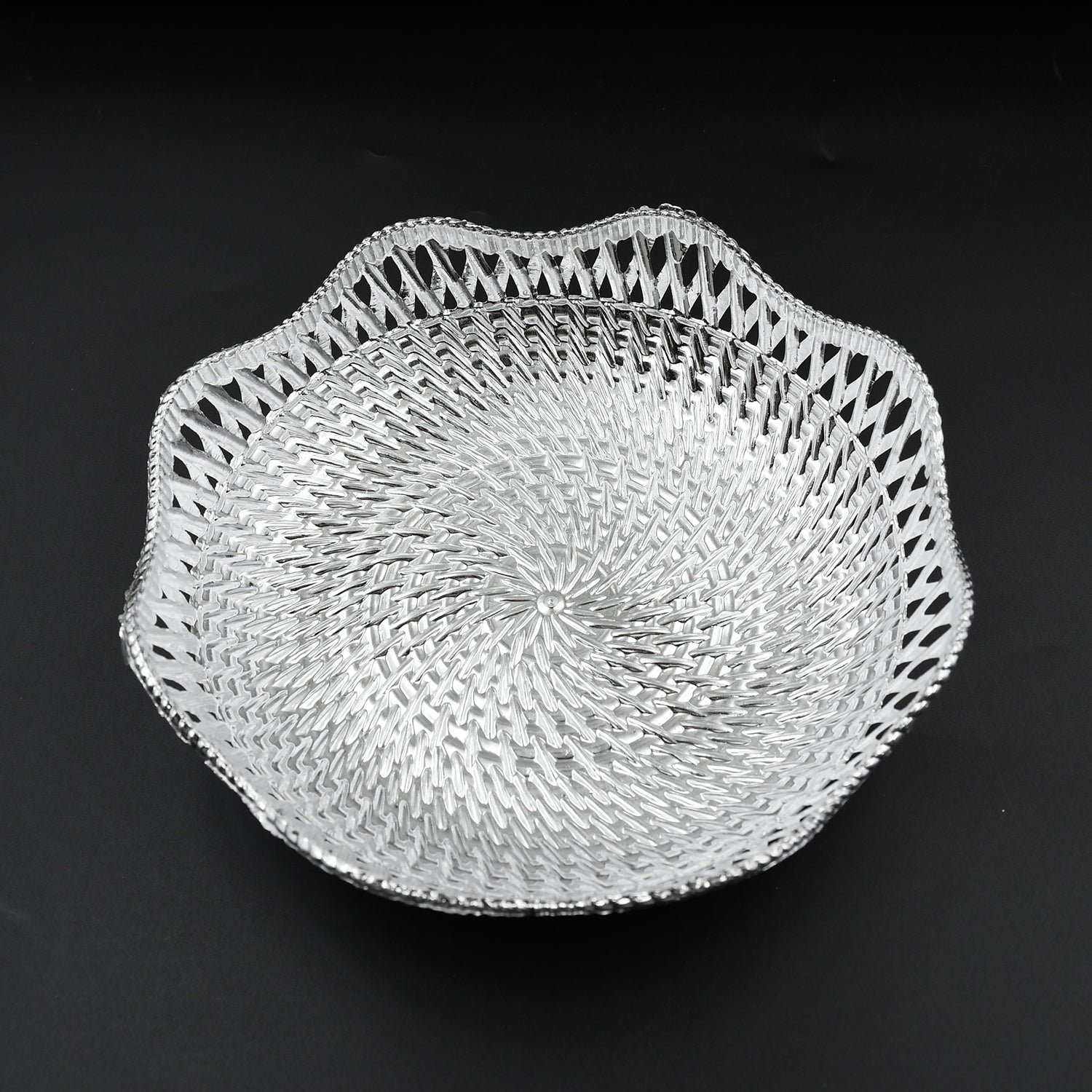 Mukhwas Serving Tray – Durable Plastic, Traditional Round 18cm |