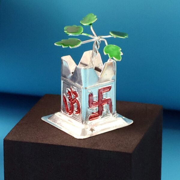 Tulsi Idol – Auspicious Mandir Decor & Spiritual Pooja Showpiece