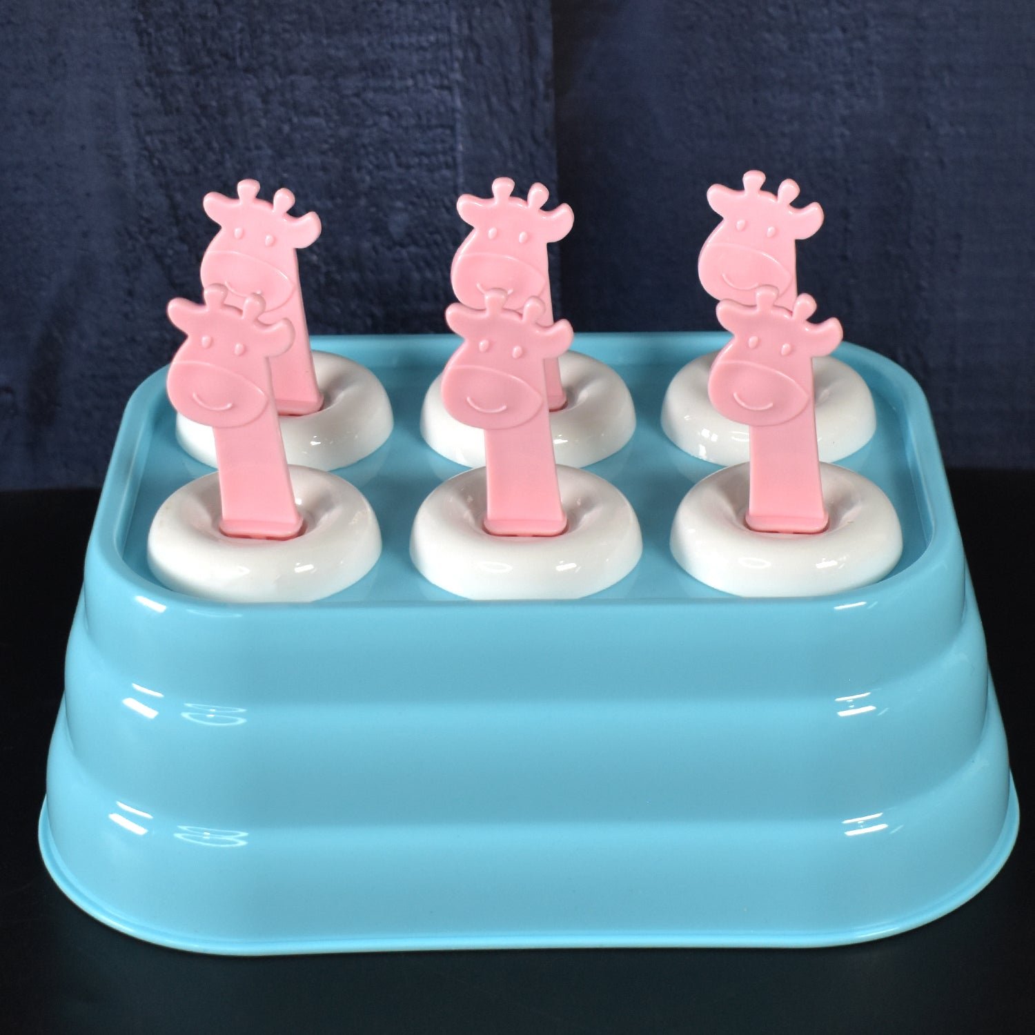 Giraffe-Shaped Ice Cube Molds – 6-Cavity Popsicle Maker | Bake & Dwell