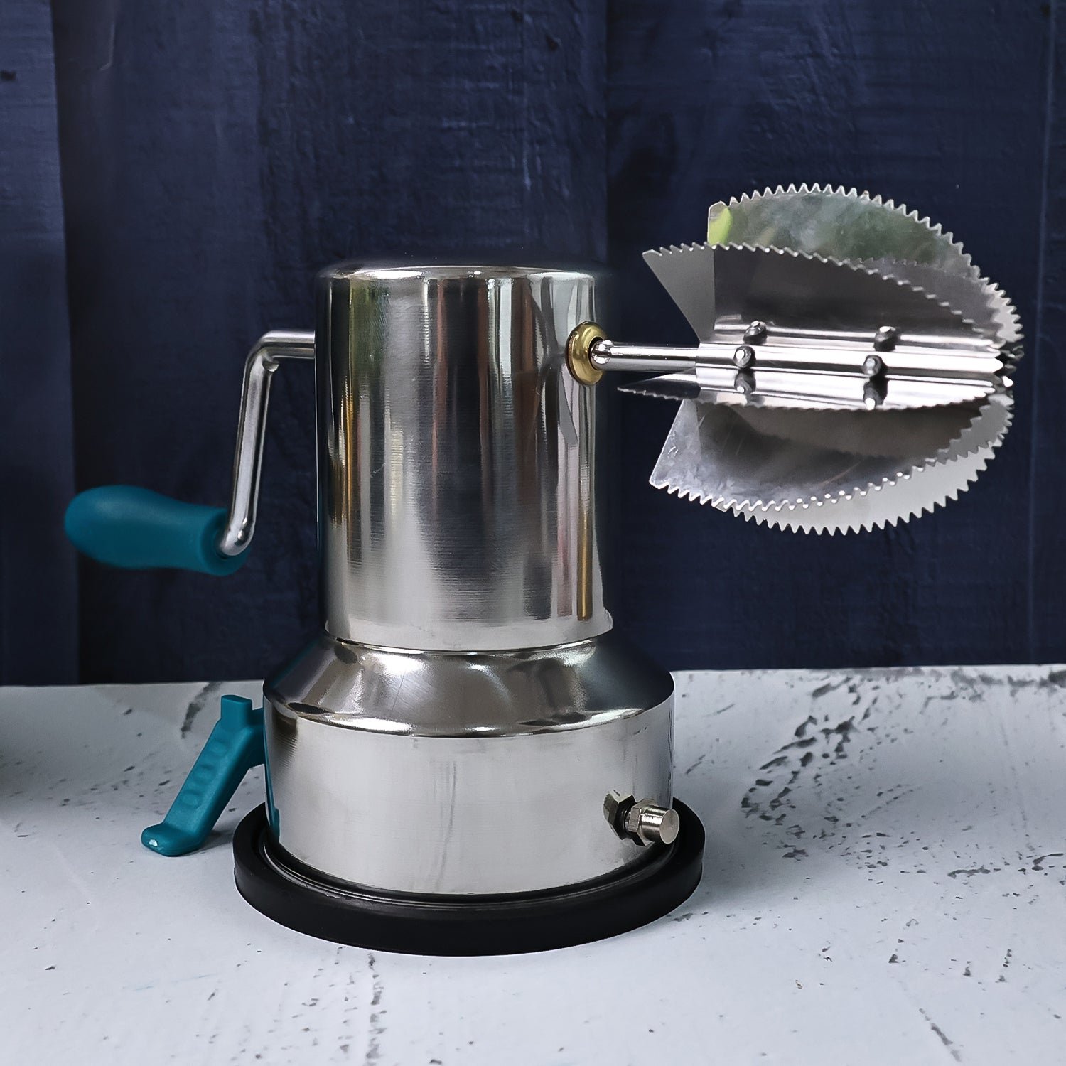 Coconut Scraper – Durable Stainless Steel with Suction Base