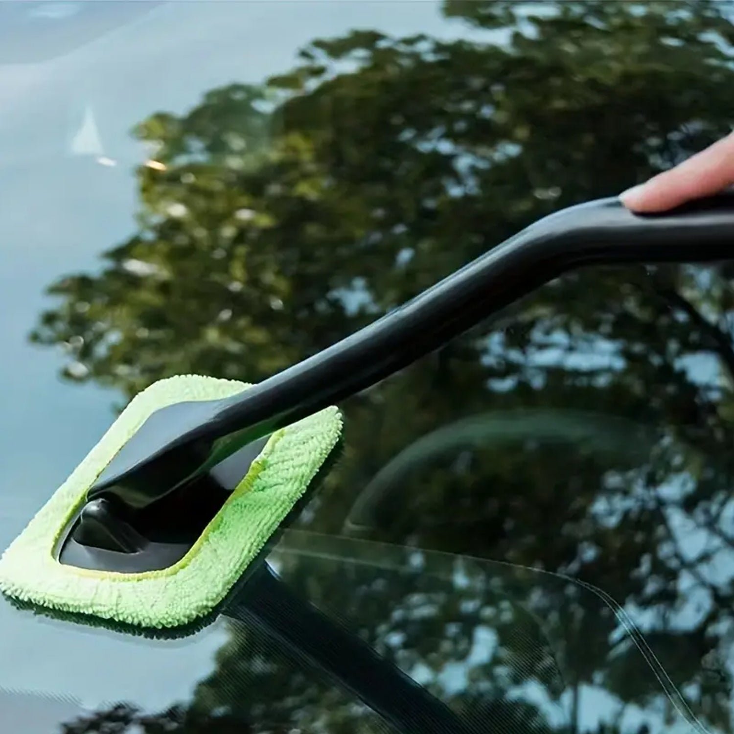 Car Glass Cleaner Wiper with Extra Microfiber Cloth – Velvet Wheels