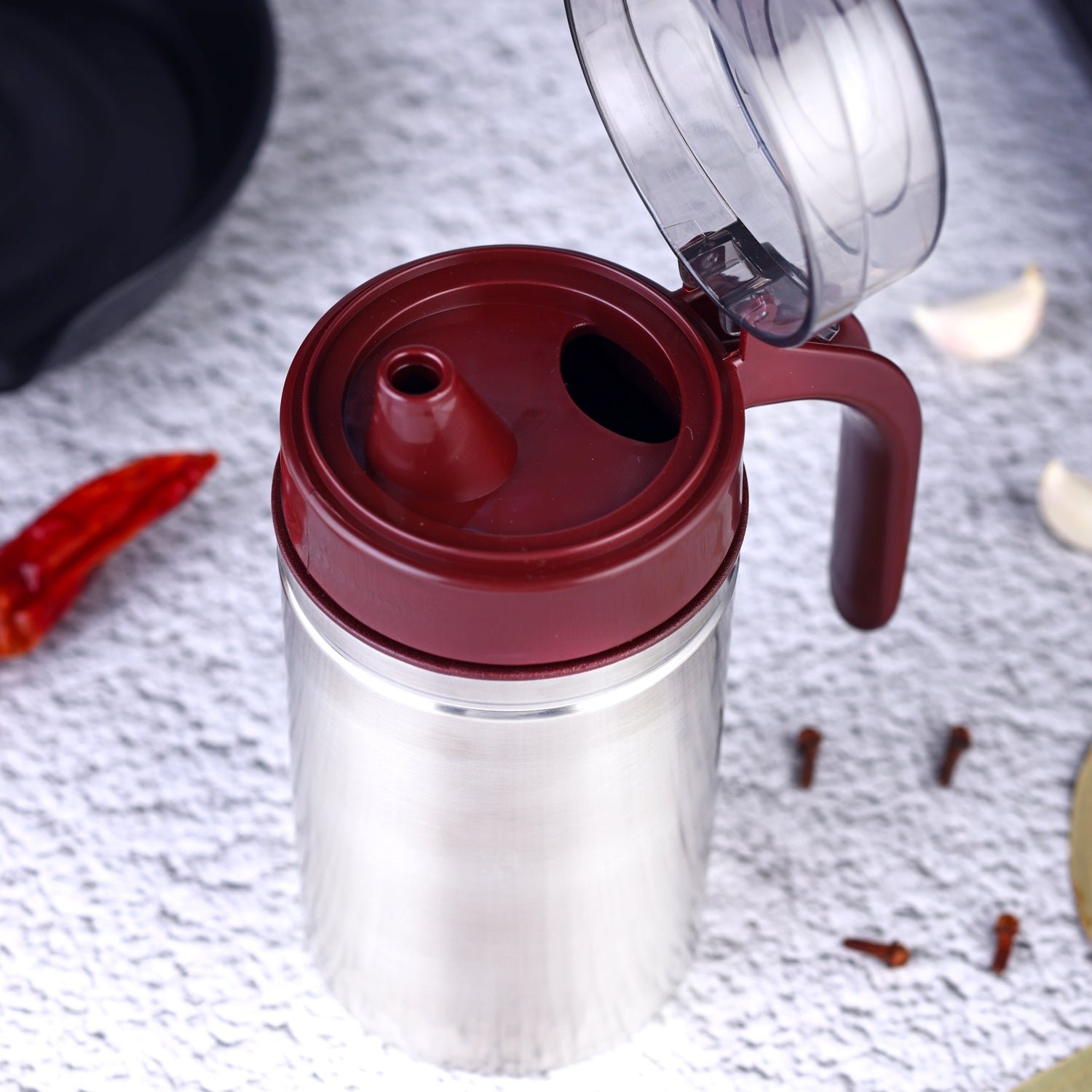 Stainless Steel Oil Dispenser – 500ml Anti-Drip | Ganesh