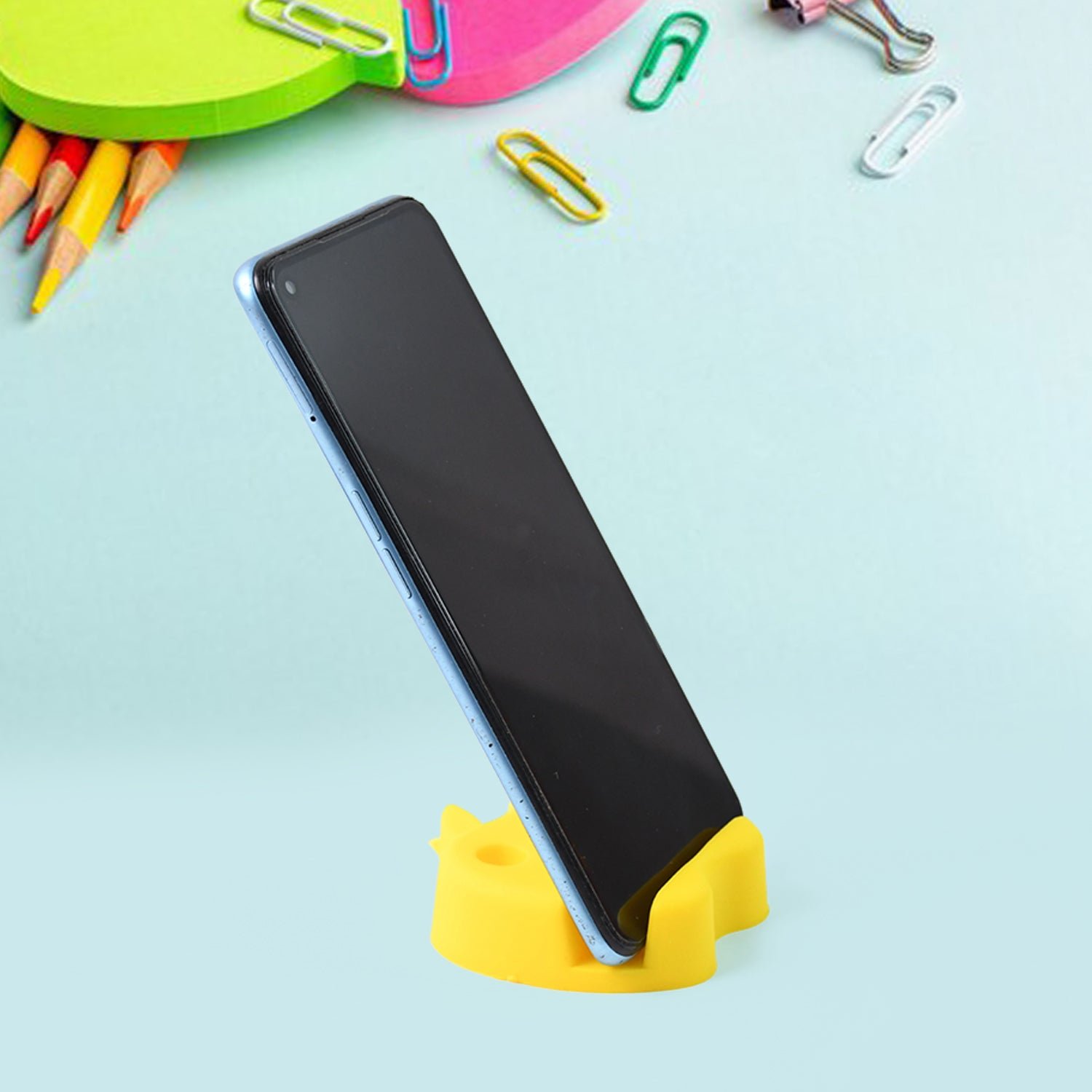 Apple-Shaped Mobile Stand with Pen Holder – Dual Function Desk Organizer