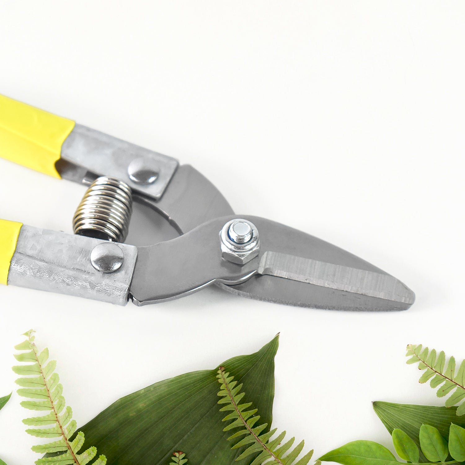 Precision Micro Garden Snip – Sharp Small Pruning Scissor