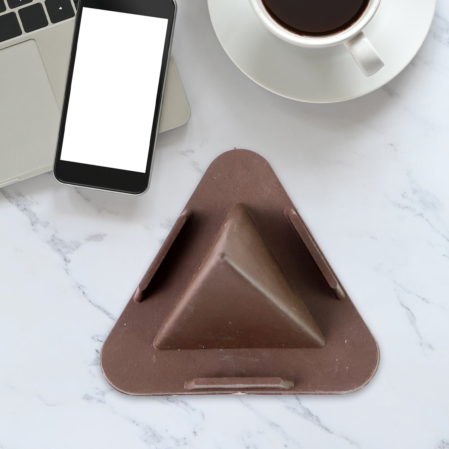 03_a725d0e6-e038-4ed1-a4c8-a6157e513b55 Pyramid Brown Mobile Stand – Adjustable 3-Angle Phone Holder