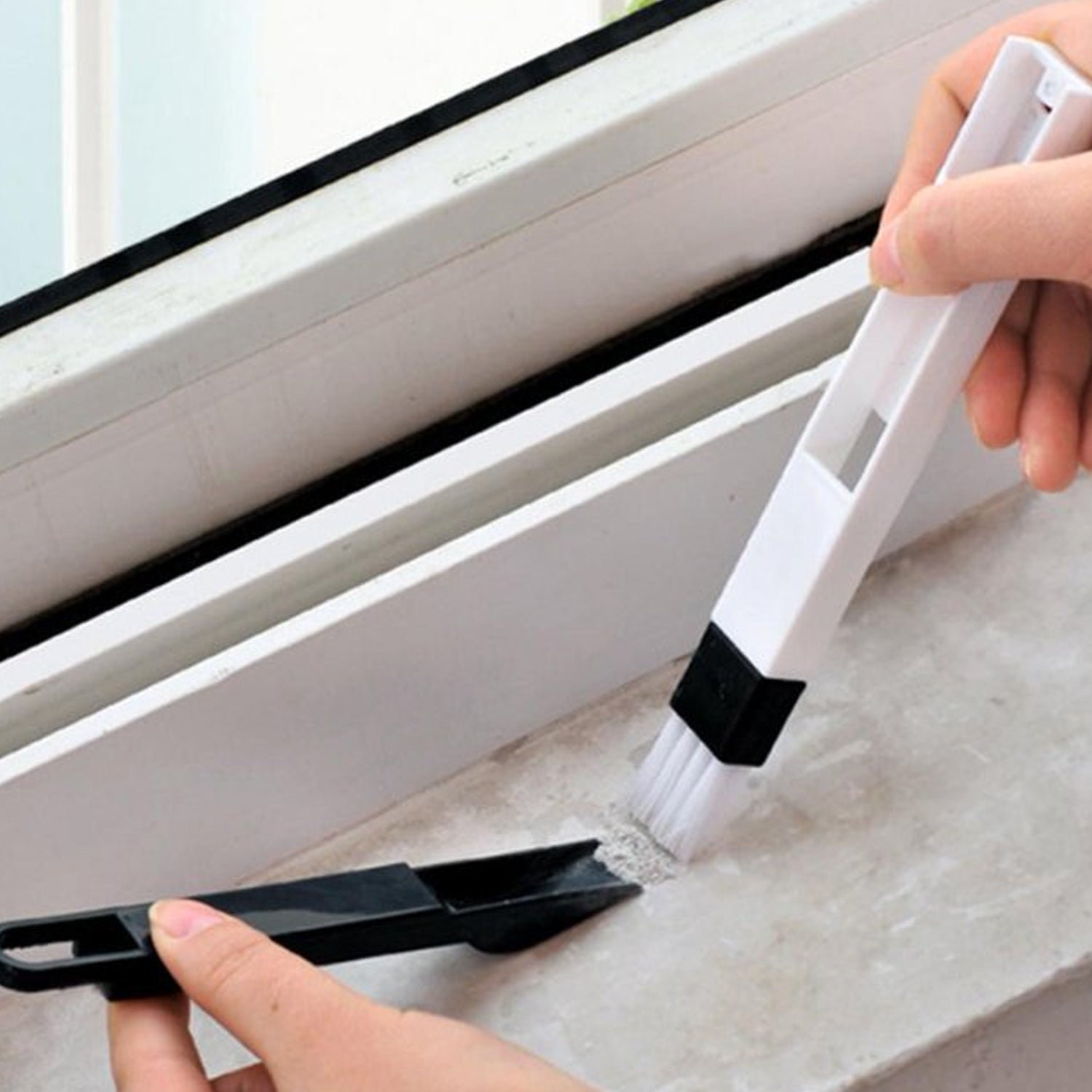 Window Slot Cleaning Brush – 2-in-1 Tool for Narrow Gaps | WipeTech