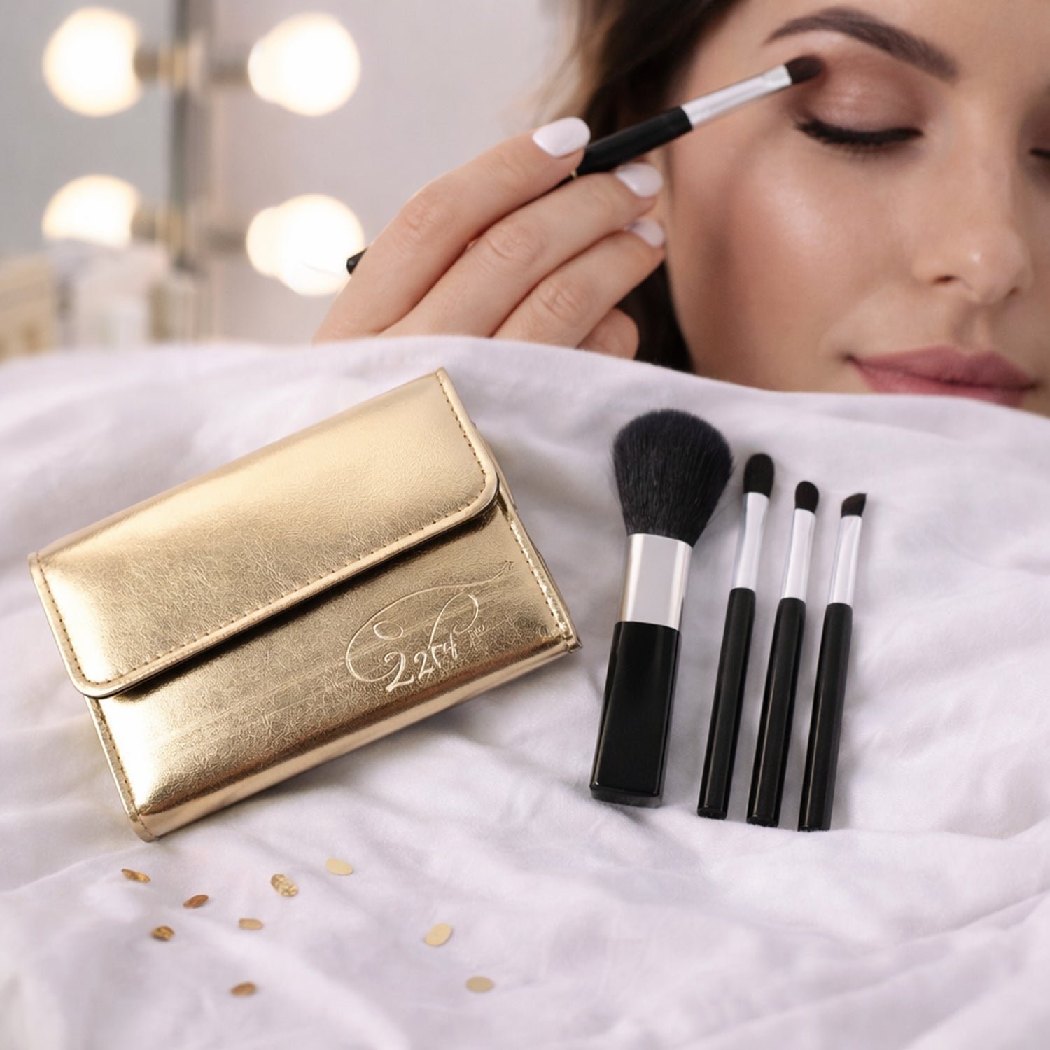 Makeup Brush Set – 4 in 1 Professional Brushes with Pouch