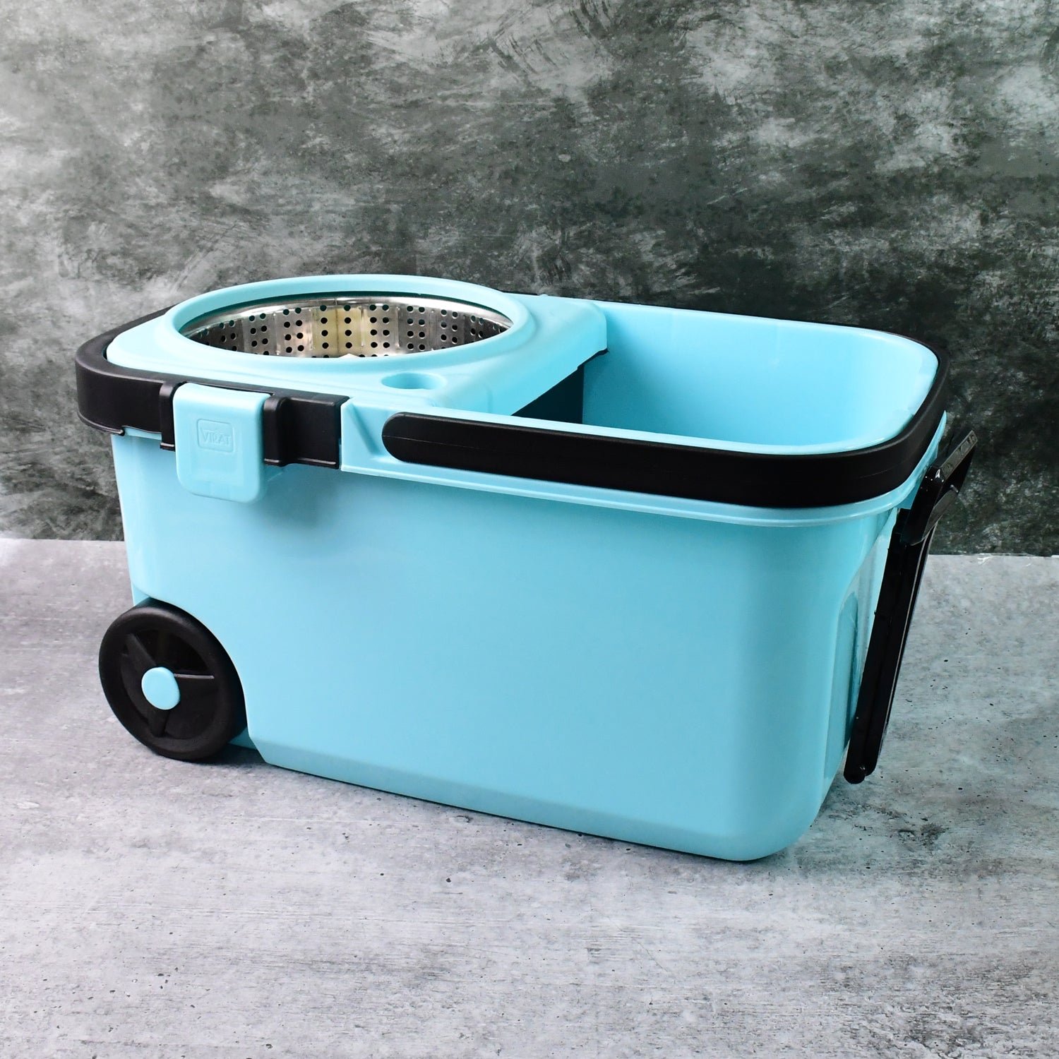 360° Spin Mop – Super Absorbent Microfiber Floor Cleaner