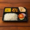 4-Compartment Meal Tray – Neat Sectioned Dining Plate