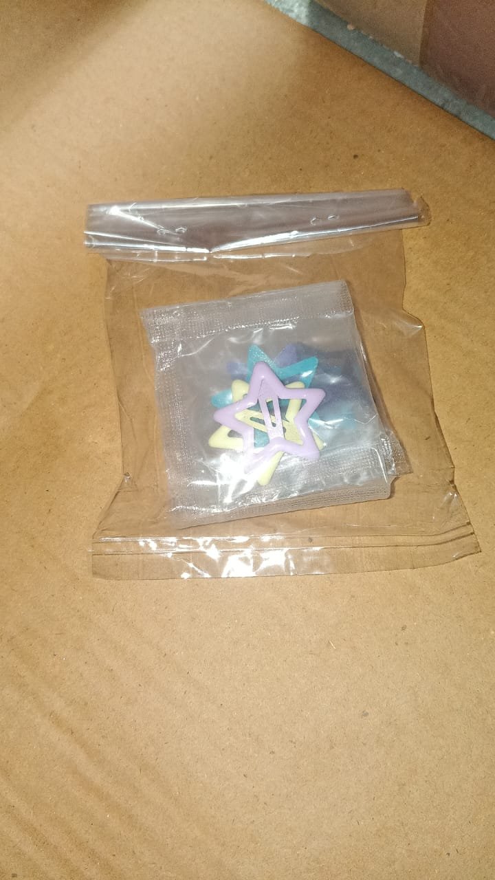 03dd77d6-80ef-4872-b245-e35ecacdb3b2 Metal Star Hair Clips – Set of 10 Colorful Barrettes for All Ages
