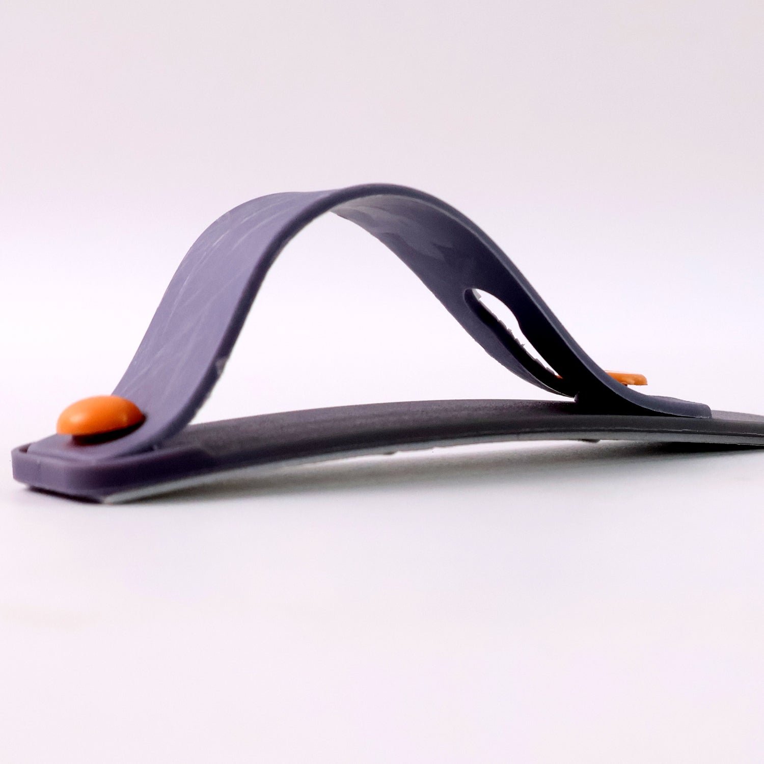 04_0004172d-2ce1-4183-ae71-325e20d6fb22 Silicone Phone Loop Finger Holder – Secure Grip & Multi-Use Kickstand