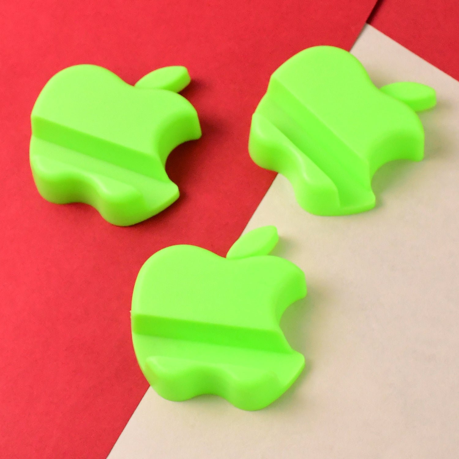 Apple-Shaped Mobile Phone Stand – Compact 3-Piece Set