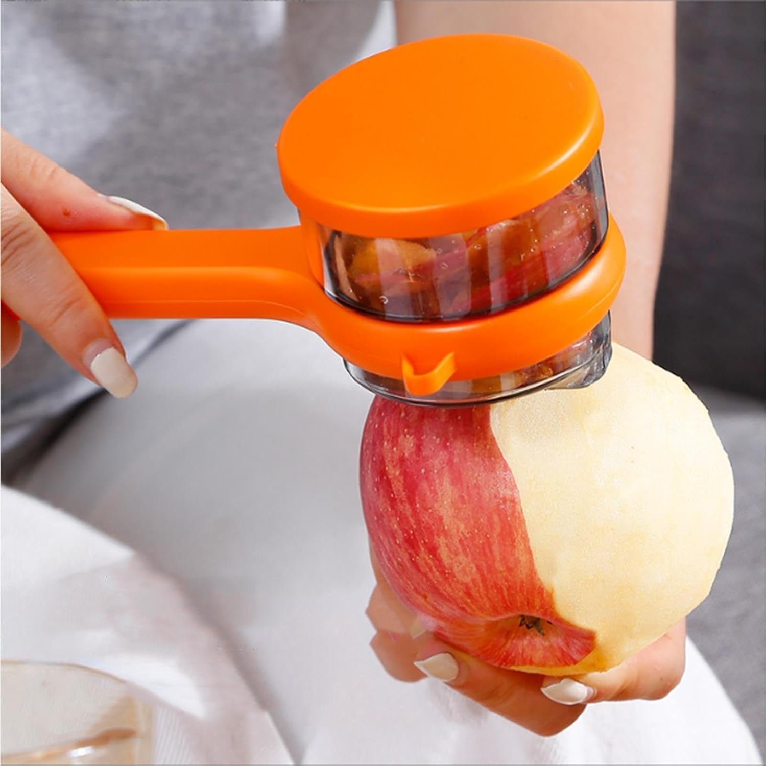 Stainless Steel Peeler with Container – Ergonomic Kitchen Tool