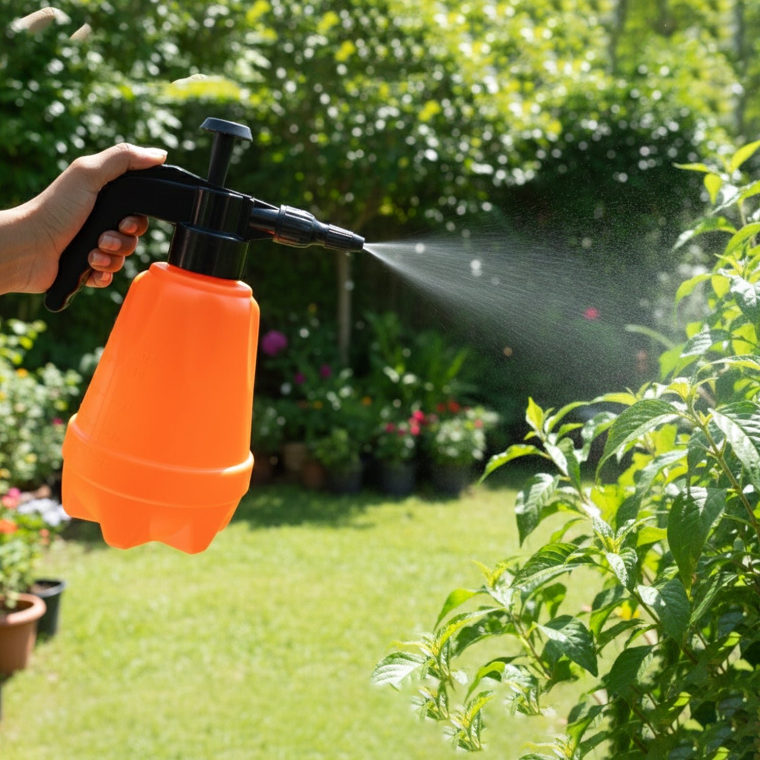 Pressure Spray Bottle 1.5L – Durable Adjustable Nozzle