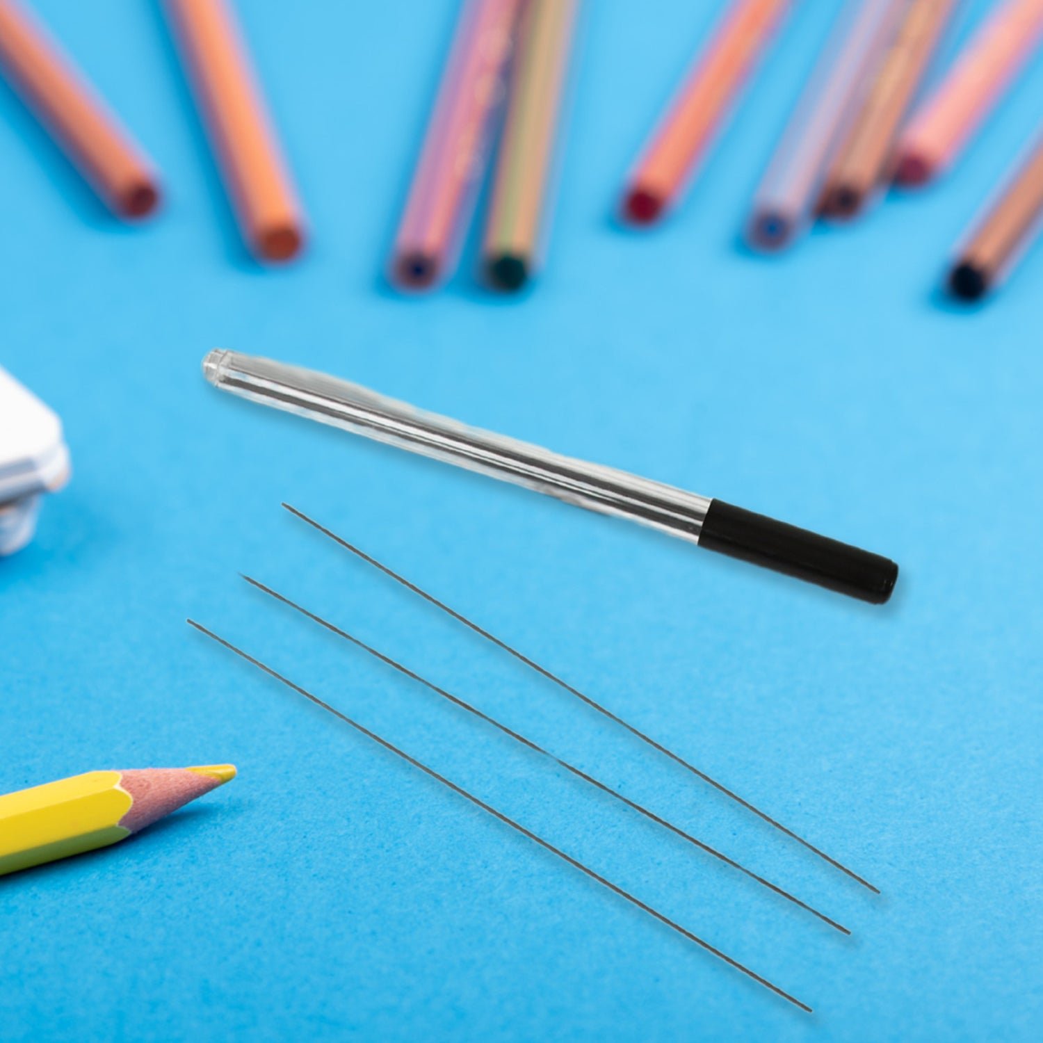 Auto-Feeding Mechanical Pencil – No Clicks, No Breaks | Writezo