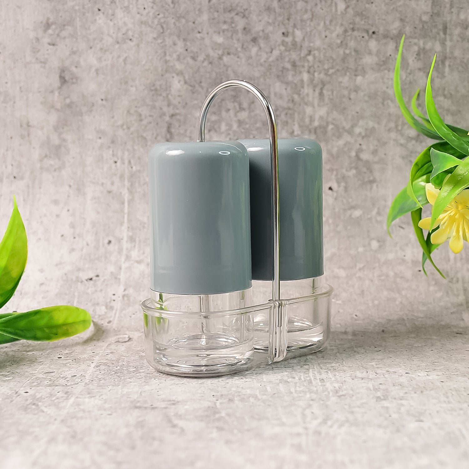 Salt & Pepper Dispenser Set – Precise Acrylic Seasoning Shakers