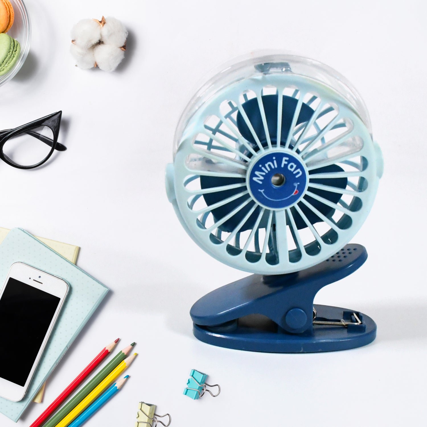 Portable Clip-on Fan – USB, 3-Speed, Light & Spray |