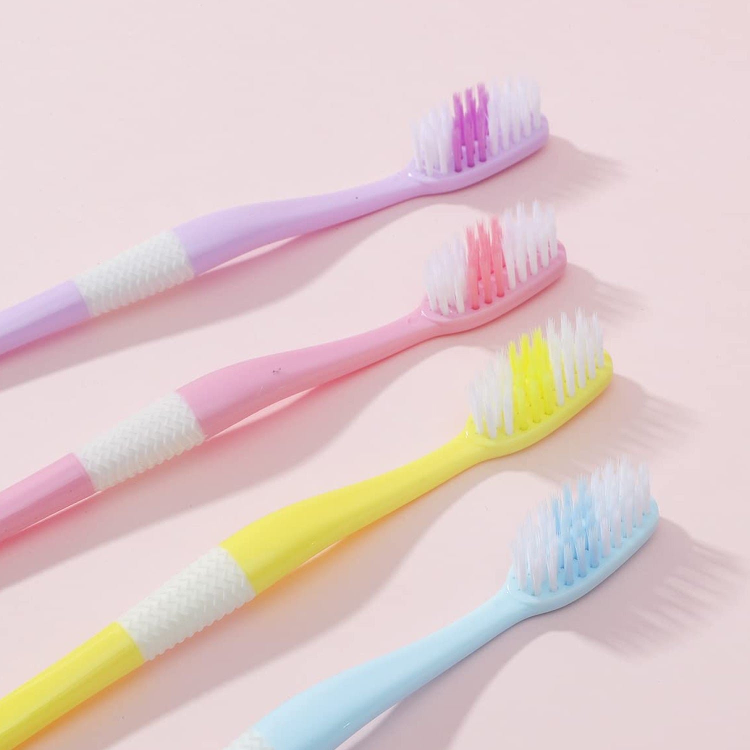 2-in-1 Toothbrush Tongue Scraper – Soft Bristles & 8 Pcs | BrushedUp