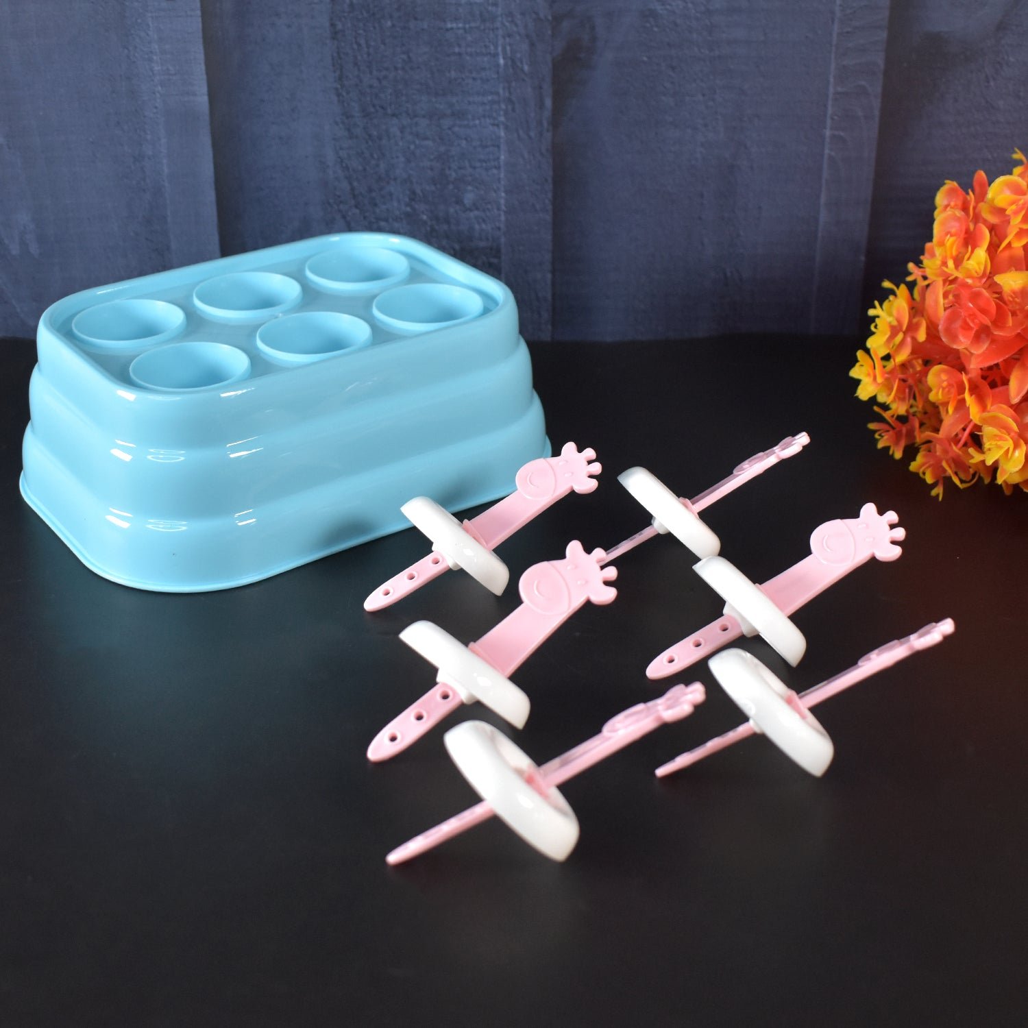 Giraffe-Shaped Ice Cube Molds – 6-Cavity Popsicle Maker | Bake & Dwell