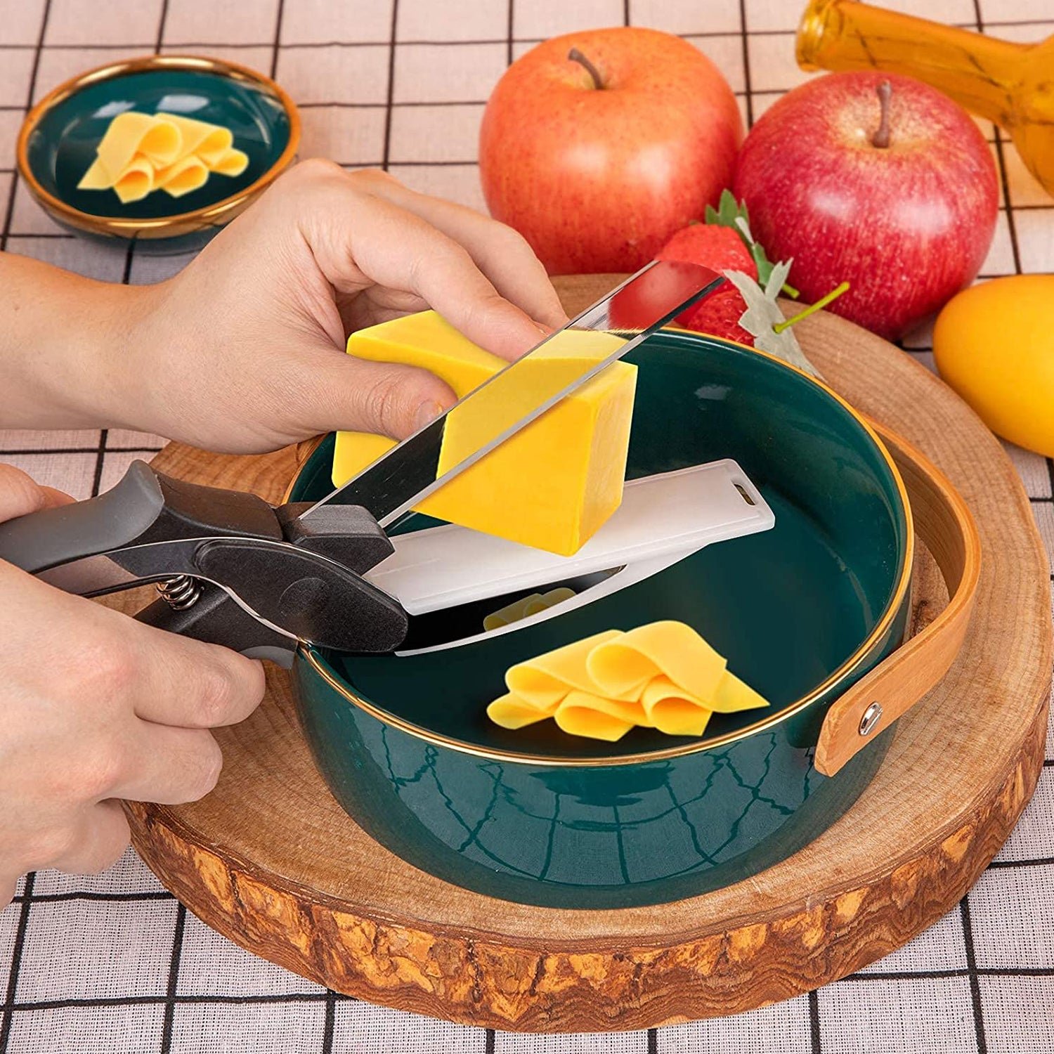 2-in-1 Food Chopper – Slicer & Dicer for Veggies | Quickslice