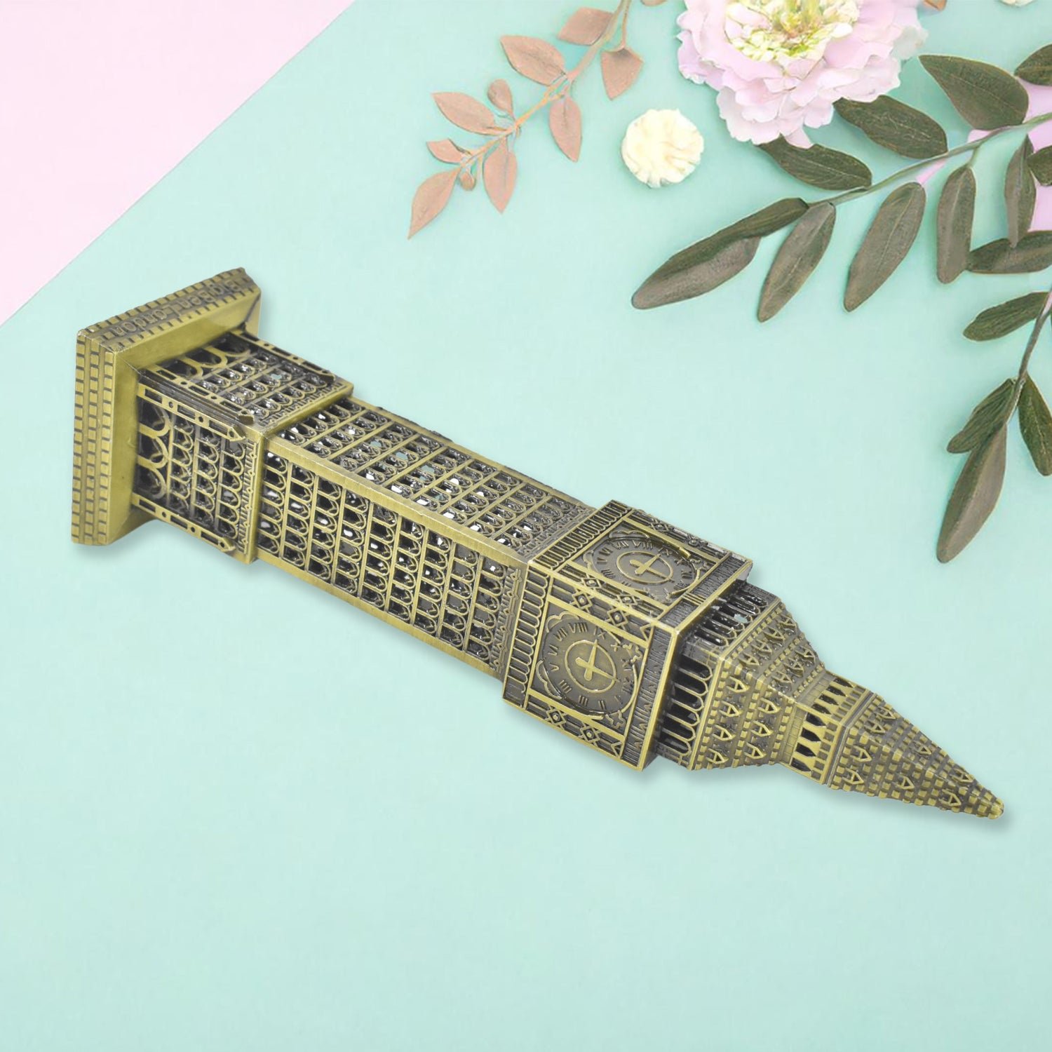 Big Ben Miniature Metal Statue – Elegant Home Decor Accent