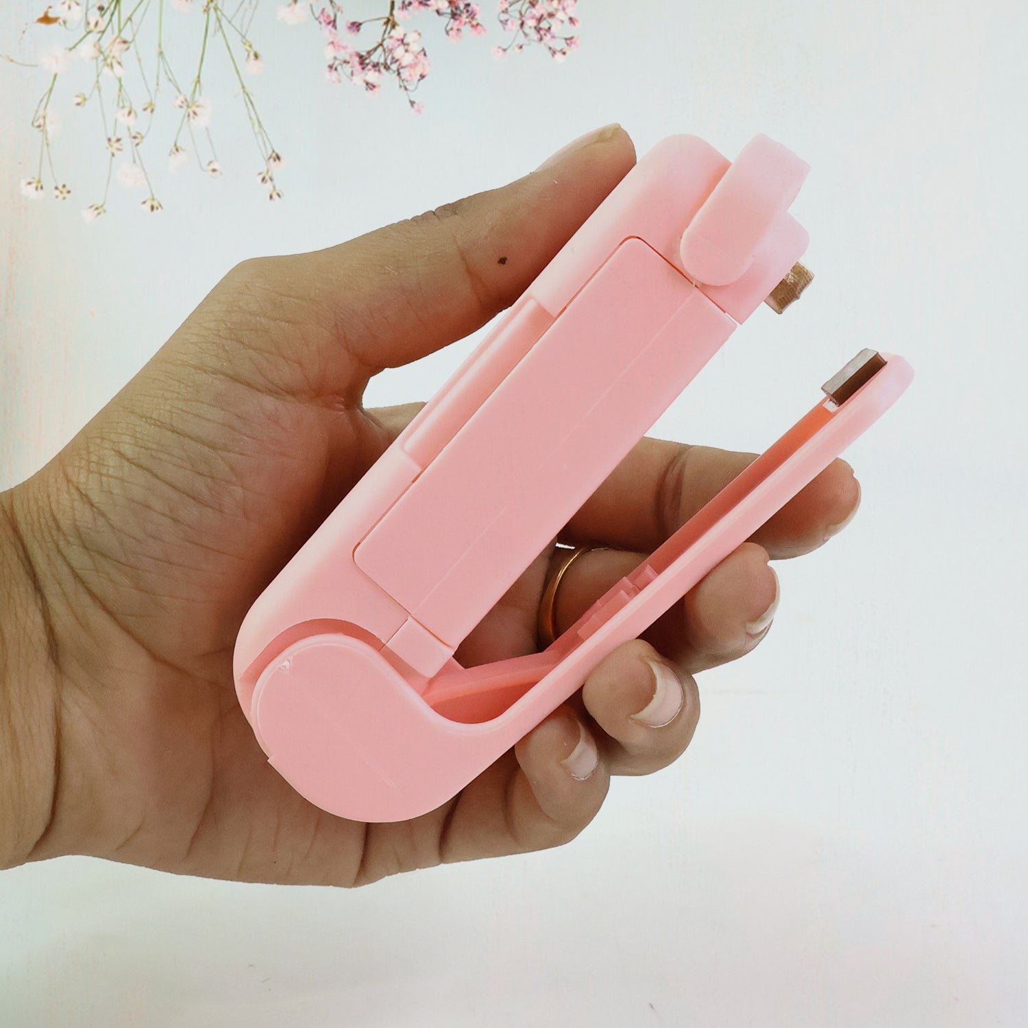 Mini Plastic Bag Sealer – Portable Heat Sealing Machine | FERVENT