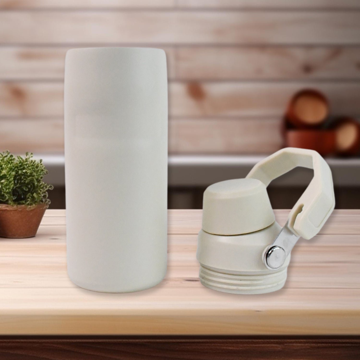 Insulated Stainless Steel Water Bottle – Leakproof & BPA-Free 500 ML