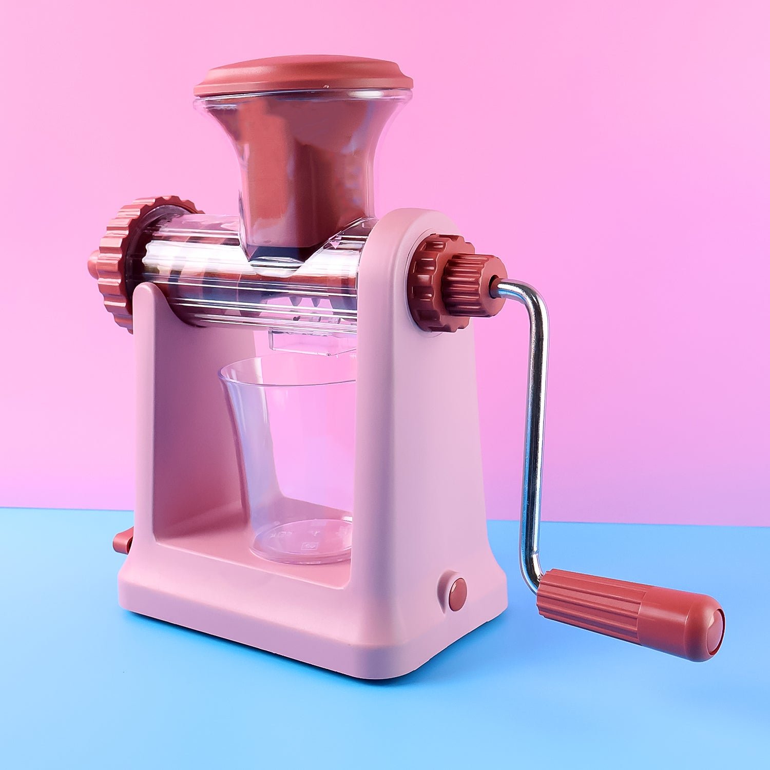 04_e4701517-1c50-4949-8cc9-51b2d20c6160 Manual Juicer with Vacuum Lock Base – Efficient Fruit & Vegetable Juicing